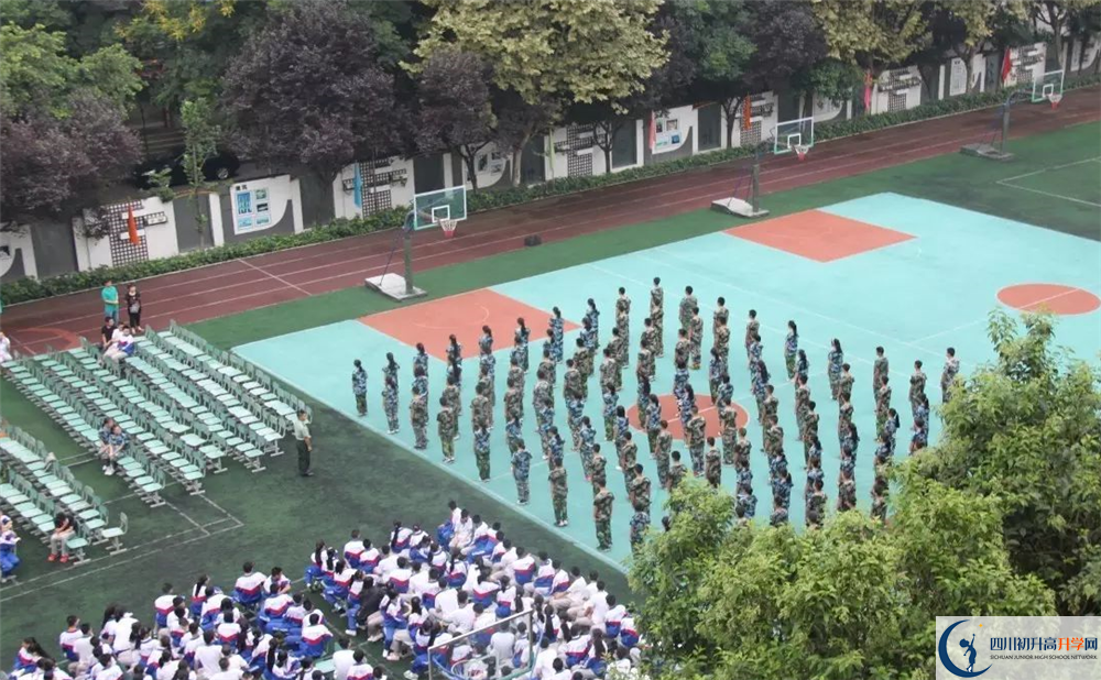 成都大學附屬中學2020年高考人數是多少？