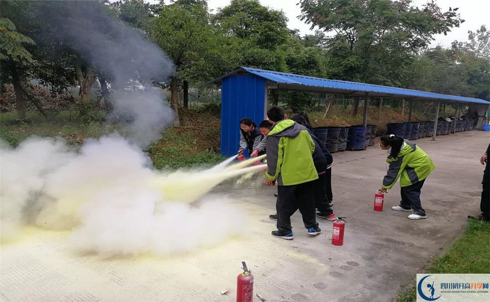 成都經(jīng)濟技術開發(fā)區(qū)實驗中學高一作息時間是多久？