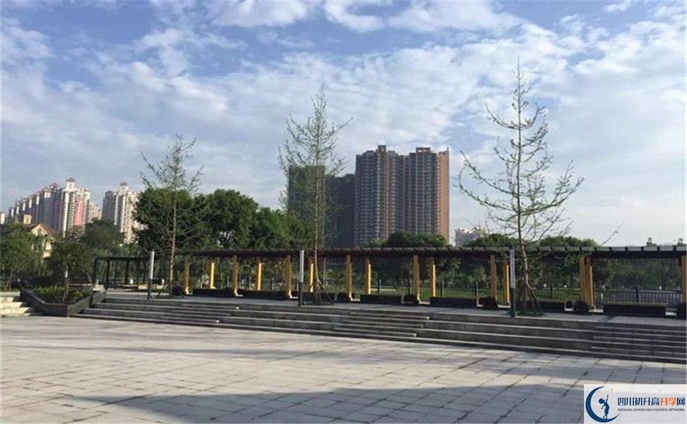 2020年三原外國(guó)語(yǔ)學(xué)校初升高考試時(shí)間是否有調(diào)整？
