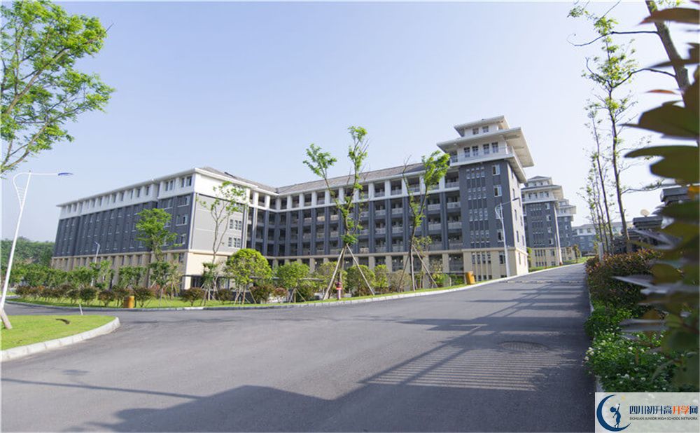 2020恩陽中學錄取線是否有調(diào)整？