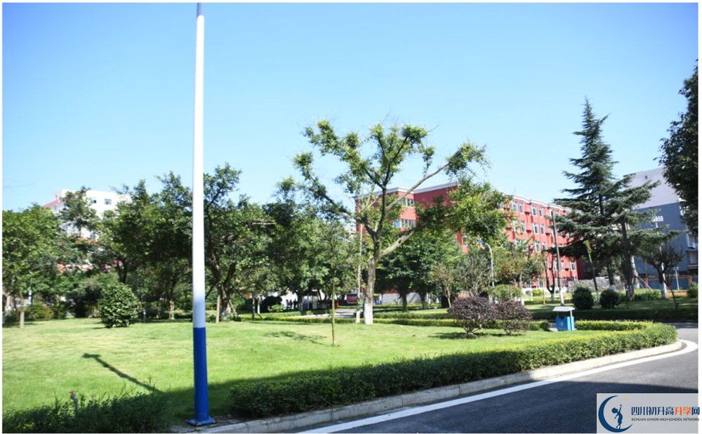 四川師范大學實驗外國語學校好不好？