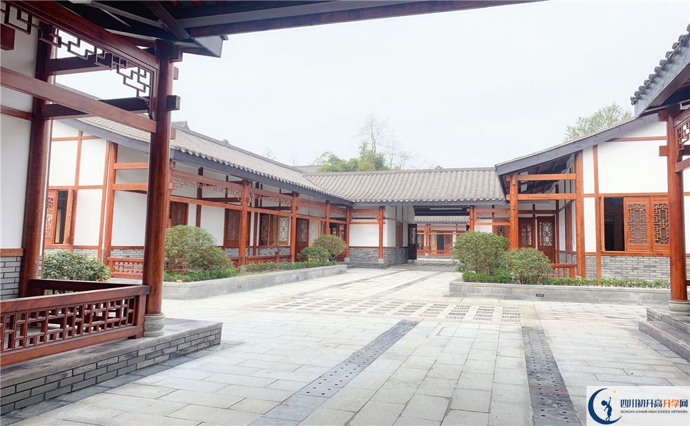成都綿實(shí)外國(guó)語(yǔ)學(xué)校2020年錄取標(biāo)準(zhǔn)是什么？